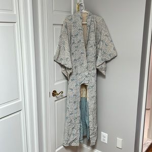 Authentic Vintage 100% silk kimono from Japan